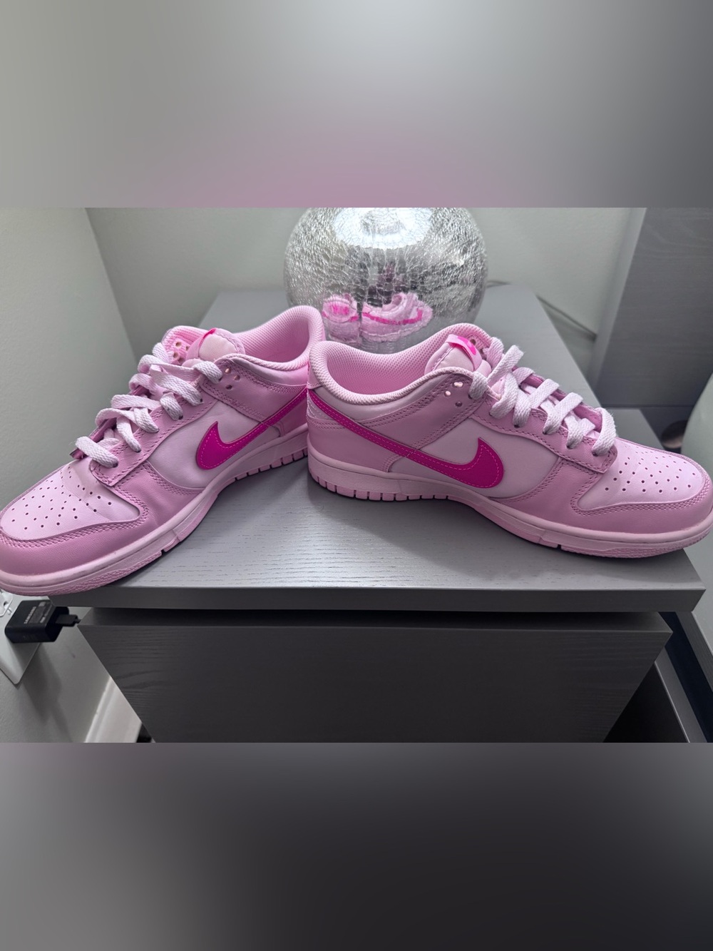 Dunk Low GS 'Triple Pink' – Size US 7 Y (US 8.5 W)